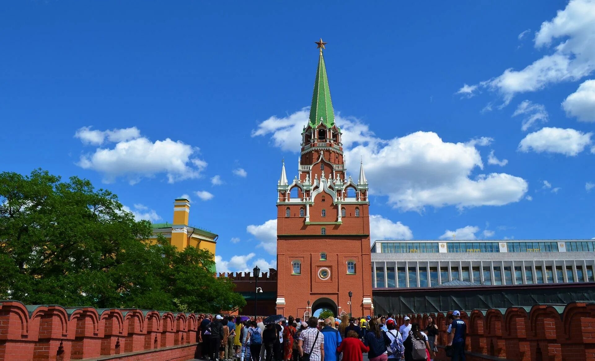 Какая башня московского кремля выше. Троицкая башня московского кремля. троицкая и кутафья башни. кутафья башня московского кремля. троицкая башня (1495г).