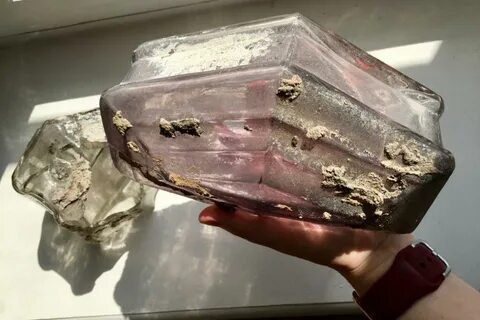 Нашли стекло