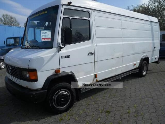 Мерседес бенц 614 д. Мерседес 614. Mercedes benz vario 614d бортовой. Mercedes benz vario 614d. Mercedes-benz vario 814d.