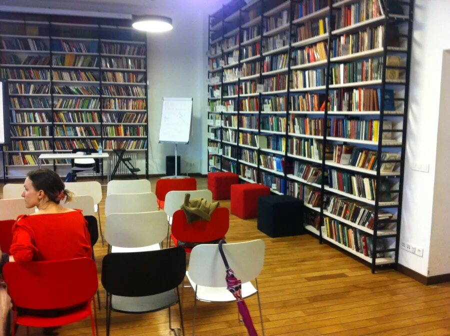 Библиотека № 19 им. Е. М. Library m. Библиотека им.