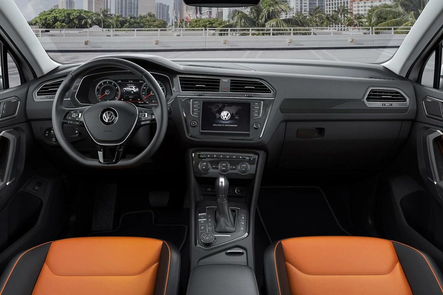 Volkswagen tiguan салон. Volkswagen Tiguan 2016 салон. Фольксваген Тигуан 2016 салон. Volkswagen Tiguan 2018 салон. Volkswagen Tiguan 2017 Interior.