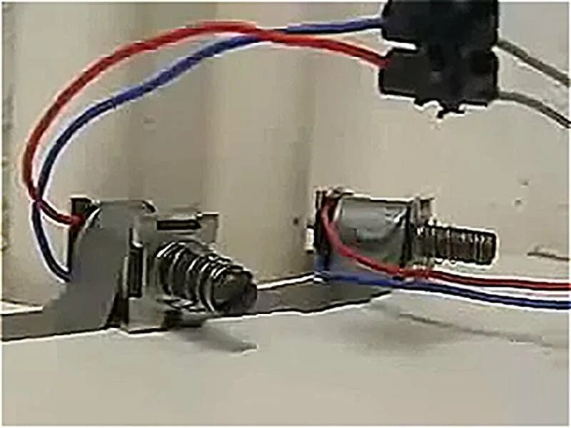 Как достать соседа сверху. Приспособление для соседей сверху. Музыкальная кастрюля для соседа сверху. Как достать соседа сверху. Как отомстить соседям снизу.