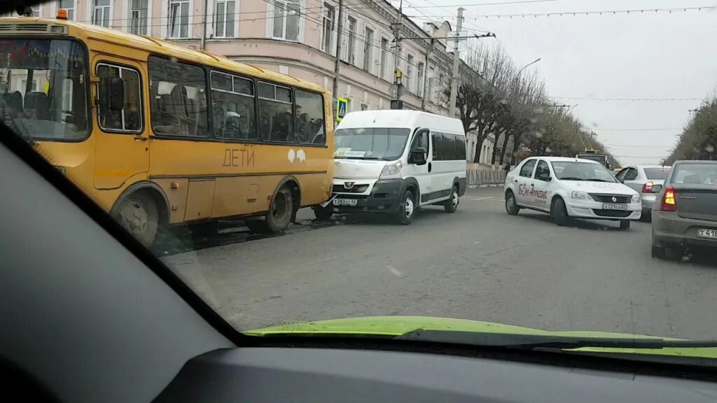 66 маршрутка рязань. Школьный автобус Рязань. 7 Автобус Рязань. Автобус 66 Рязань.