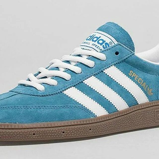 Кроссовки адидас спешиал. Adidas Originals Spezial. Adidas Originals Handball Spezial Blue. Адидас адидас Спешиал. Adidas Moscow кроссовки Spezial.