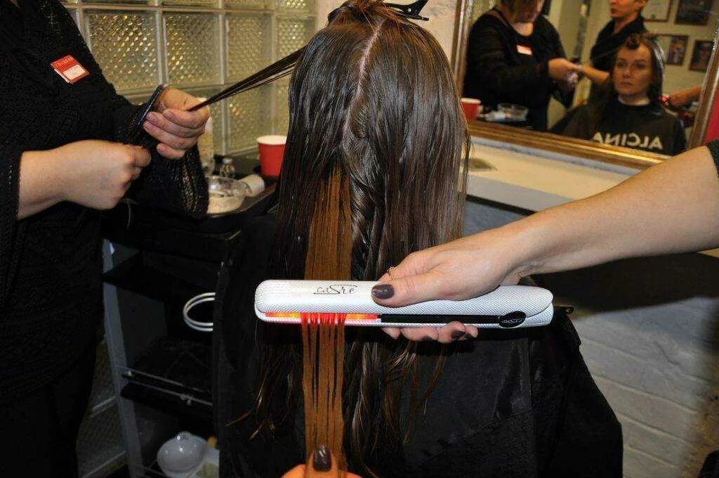 Кератин для волос. Выпрямление волос в салоне. Кератиновое выпрямление волос в салоне. Восстановление волос в салоне.