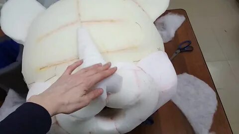 Как сделать руку из поролона своими руками