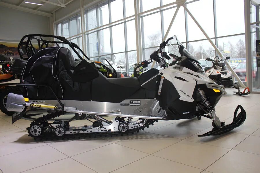 900 айс. Ski-Doo Expedition Sport 900 Ace. BRP Expedition Sport 900 Ace. Ski Doo 900 Ace. Снегоход Expedition Sport 900 Ace.