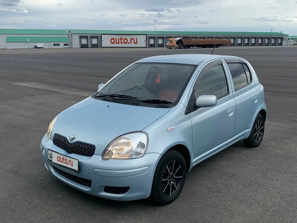 название кузова витц 2004 года. тойота витц 2002 правый руль. витц 2004 год. тойота витц синяя. Toyota yaris 2004 999 md vind.