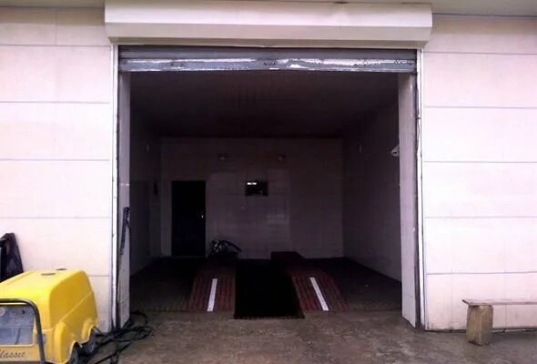 Baku bk-9050. Мойка баку. Мойка высокого давления armateh am-9680-1. Мерседес на автомойке. Мойка баку.