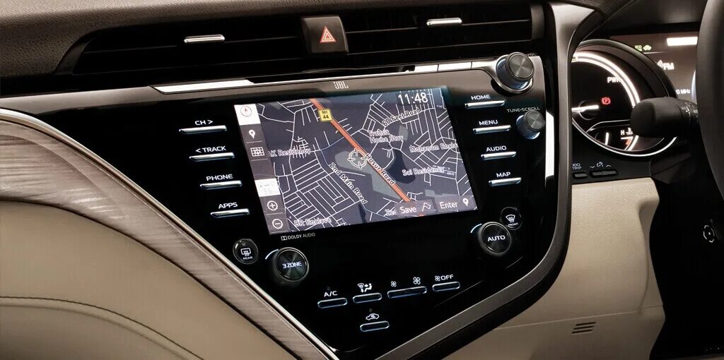 Camry android auto. Мультимедиа тойота камри 2025. camry 70 hybrid проекция. navigator camry 70. тойота камри 2025 дисплей.