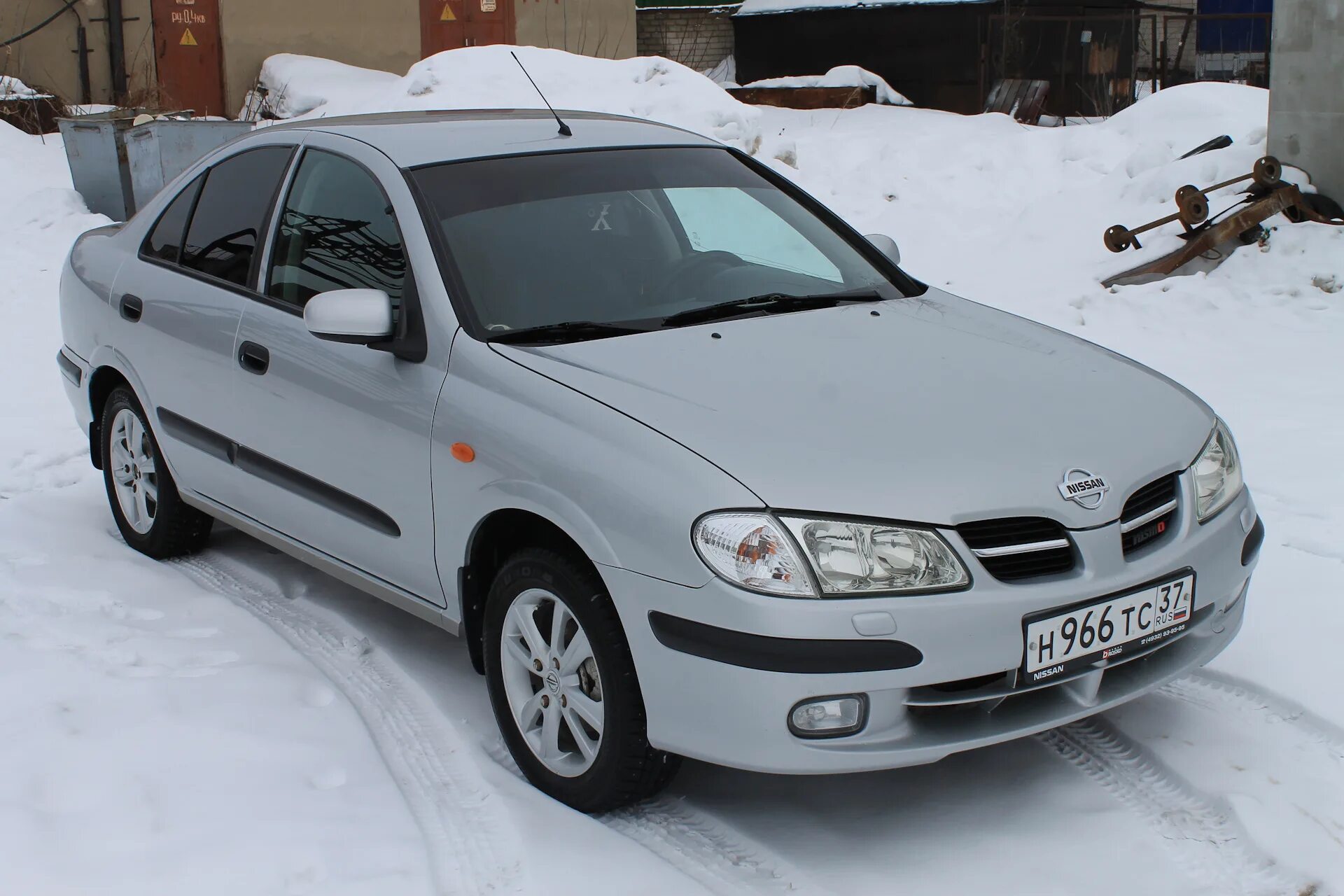 Ниссан Классик н16. Nissan Almera n16 серебристая. Ниссан Альмера серая n16. Ниссан Альмера н16 белый.