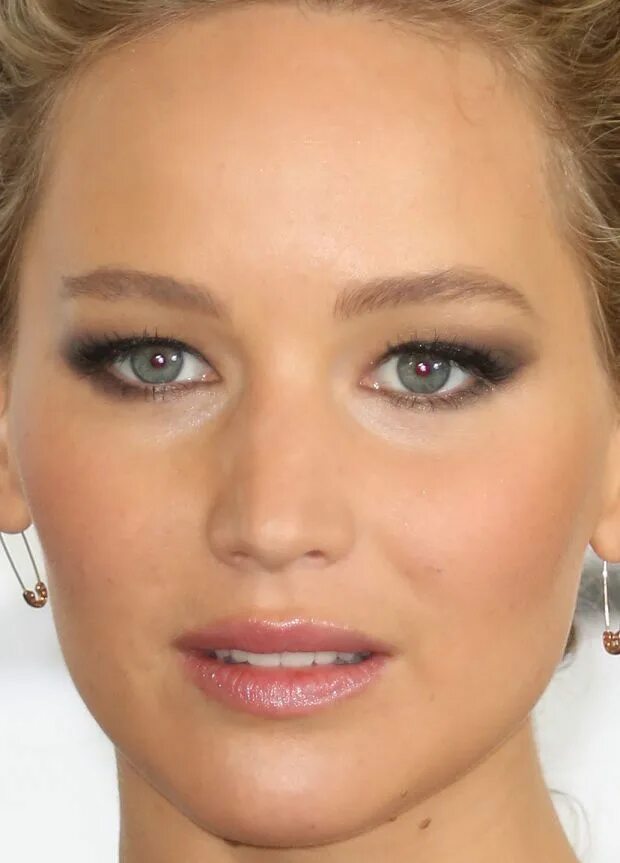 Makeup Tips for Hooded Eyes Hooded eye makeup, Makeup for small eyes, Hooded eye