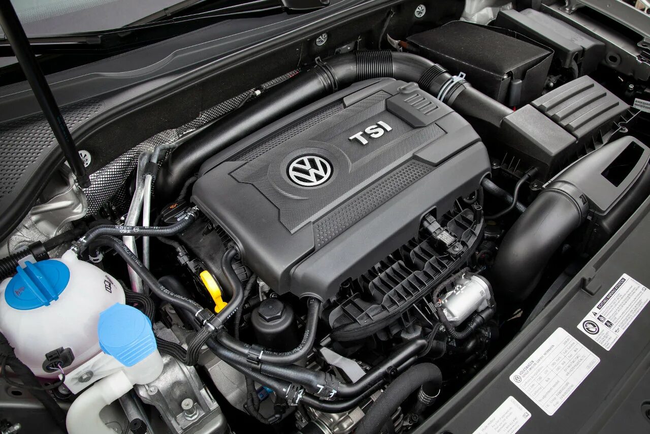 1.8 170 л с. Volkswagen Passat b7 двигатель. Мотор 1.8 TSI Passat b7. Фольксваген Пассат 1.4 мотор. Двигатель Volkswagen Passat b6 1.8 турбо.