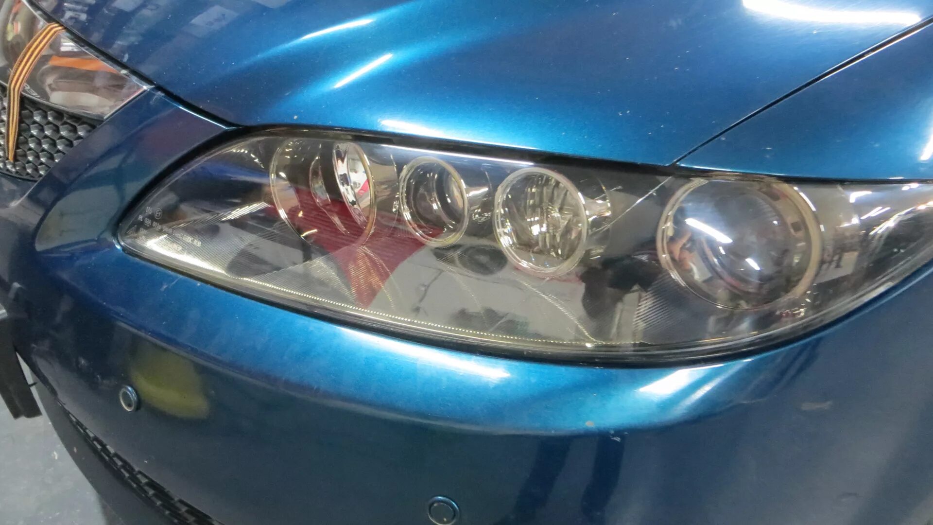 Линзы mazda 6. Линзы в фары мазда 6 gg. линза ближнего света мазда 6 gg. мазда 6 линзы в фары. ксеноновые линзы mazda 6 gg.