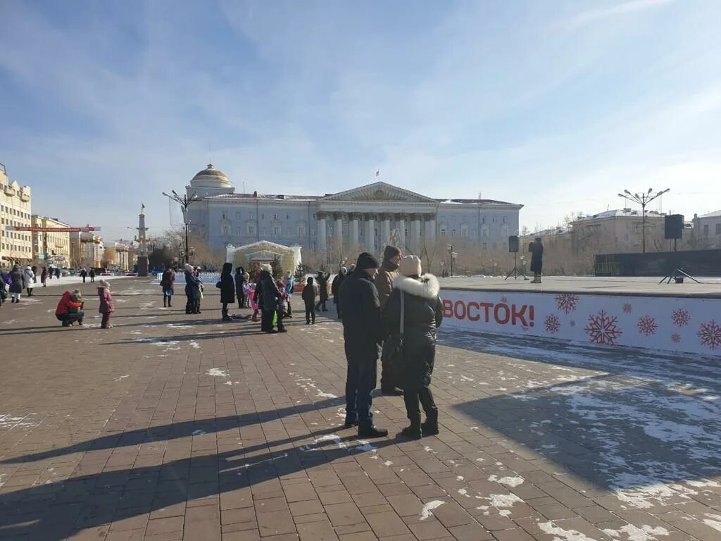 Мероприятие на площади ленина сегодня. Площадь Ленина Чита. Площадь Ленина Чита 2024. Площадь Ленина Чита сейчас. Площадь Ленина Чита зима.