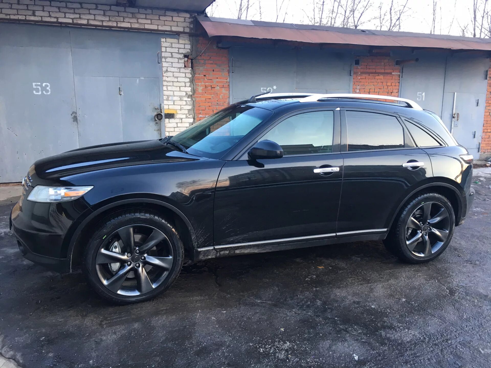 Диски на инфинити fx35 r18. 35 s50. Инфинити fx35 2005. Infiniti fx35 s50. Инфинити fx35 s50.