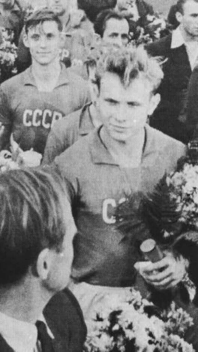 жизнь детей эдуарда стрельцова