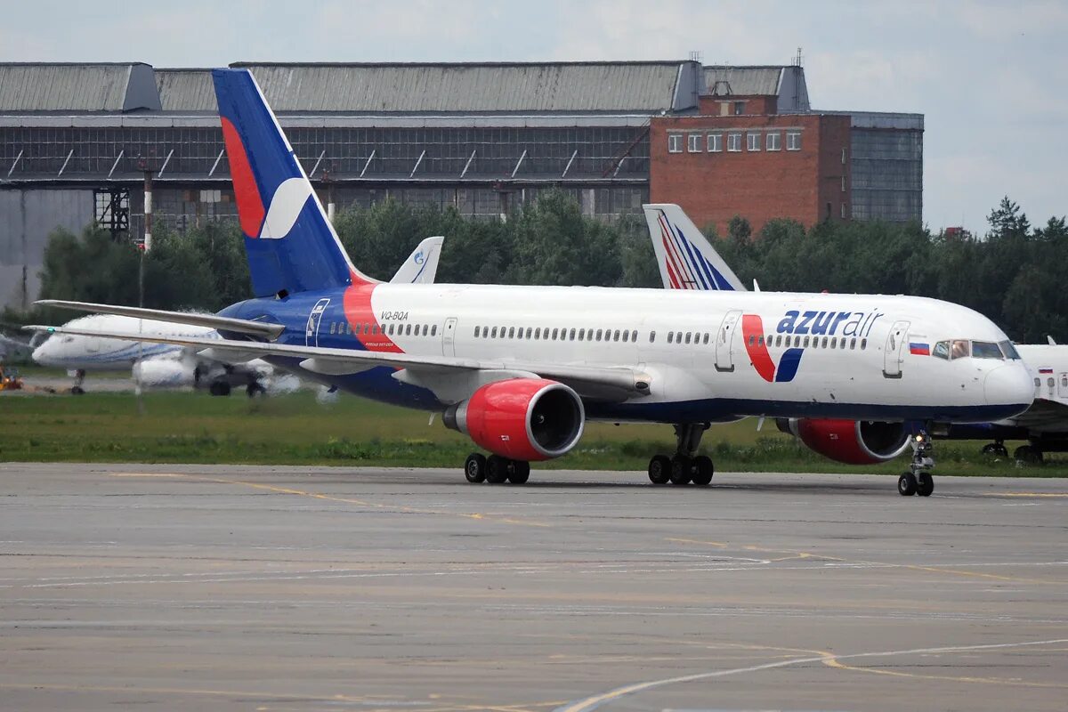 757-200 Azur. Боинг 757 Азур. Boeing 757-200 Азур Эйр. 757 200 azur air