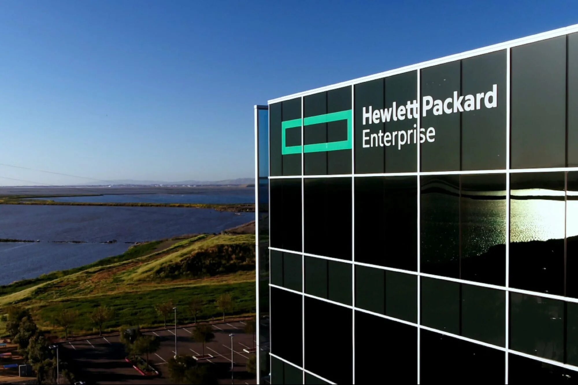 Hewlett packard enterprise. Хьюлетт и Паккард. Hewlett-Packard компания. HPE компания.