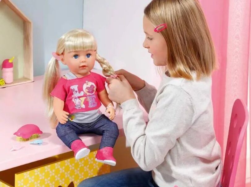 Страшная кукла чревовещатель. Марина бычковская куклы. Люди которые говорят куклами. Кукла которая ходит. Мариэль клейтон.