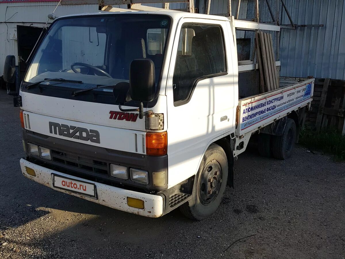 Куплю грузовик титан. Mazda Titan 1995. Mazda Titan 4wd. Mazda Titan 1990 самосвал. Mazda Titan wide 2004.