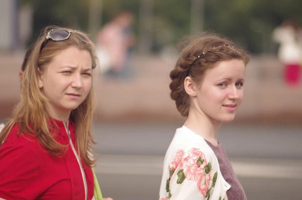 Москвички фото. Девушки москвички. Москвички фото девушек. Красивые девушки москвички. Москвичка женщина.