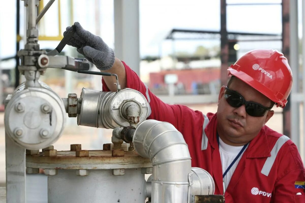 Венесуэла нефть. Венесуэла компаний в нефтегазовой отрасли. Добыча нефти в Венесуэле. Промышленность Венесуэлы.