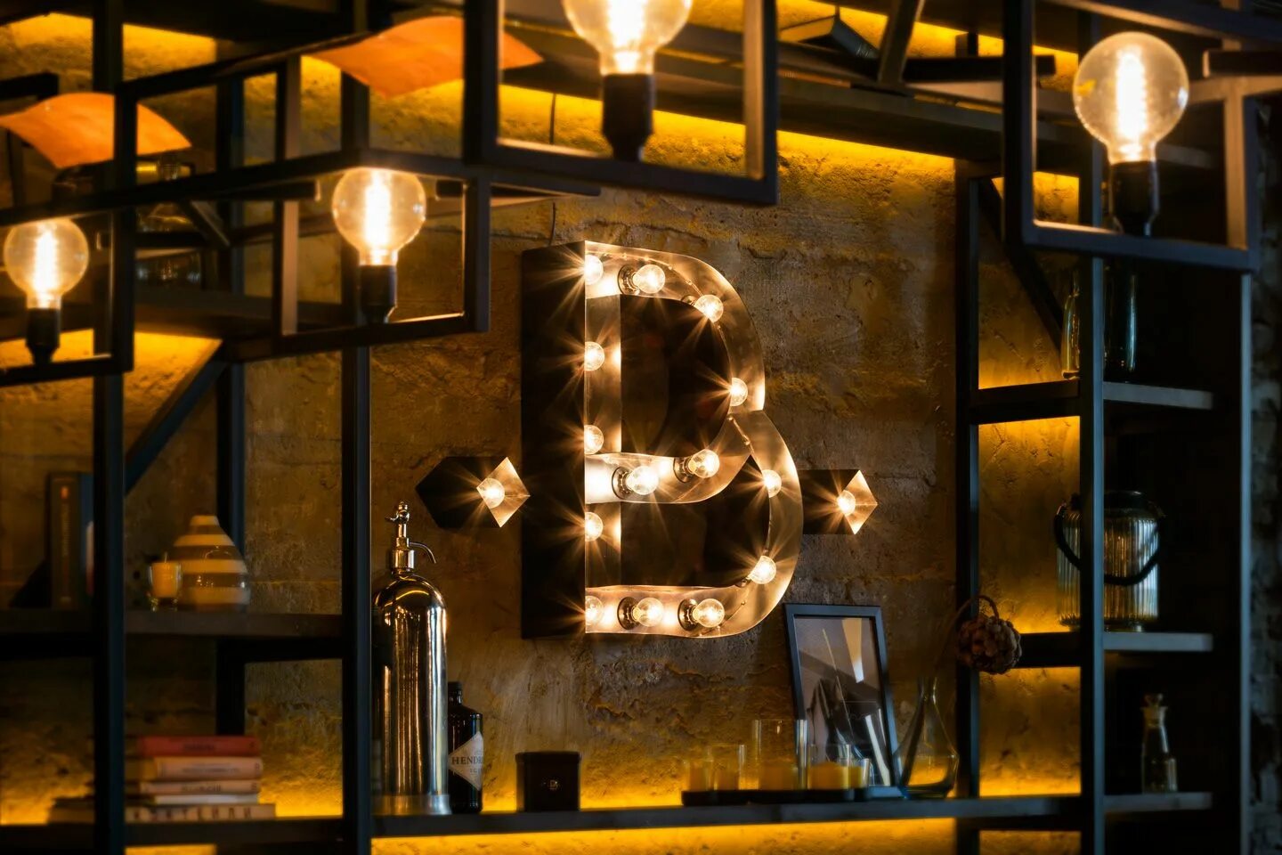 The Best Vintage Industrial Bar And Restaurant Design Ideas Restaurant interior 