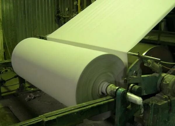 Бумага основа для туалетной бумаги. Основа для туалетной бумаги в рулонах. Бумажная основа для производства туалетной бумаги. Сырье для производства туалетной бумаги.