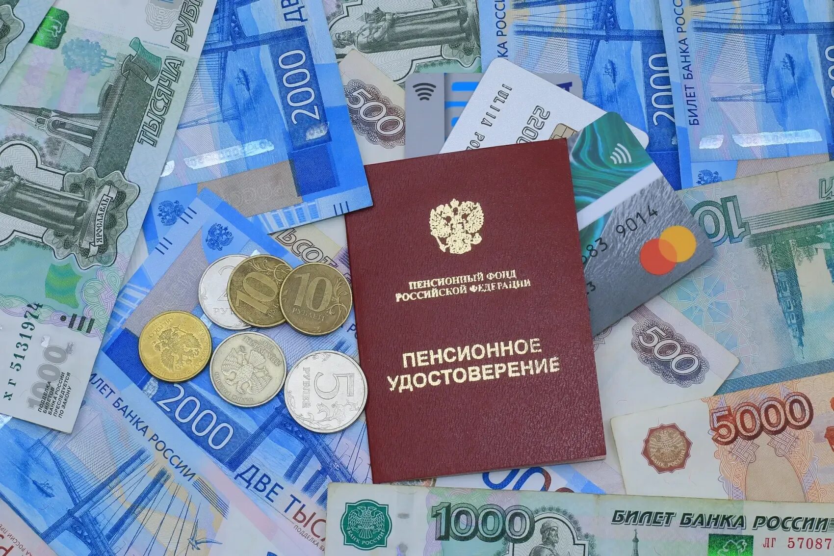 Кому повышается пенсия с 1 октября