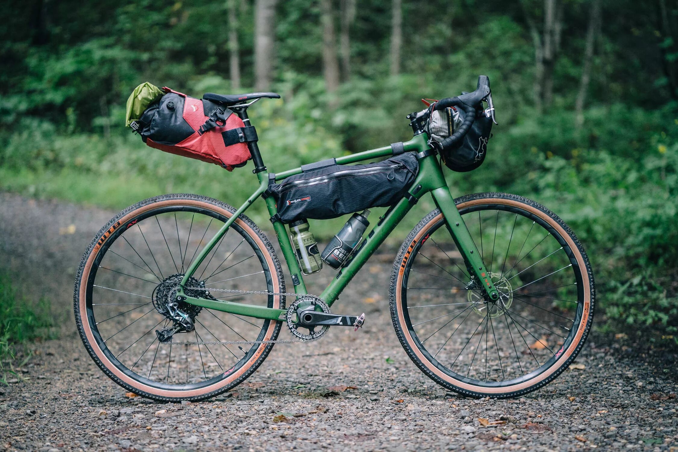 Гревел байкпакинг. Грэвел туринг. Гревел туринг велосипед. Kona гравел. Www bike