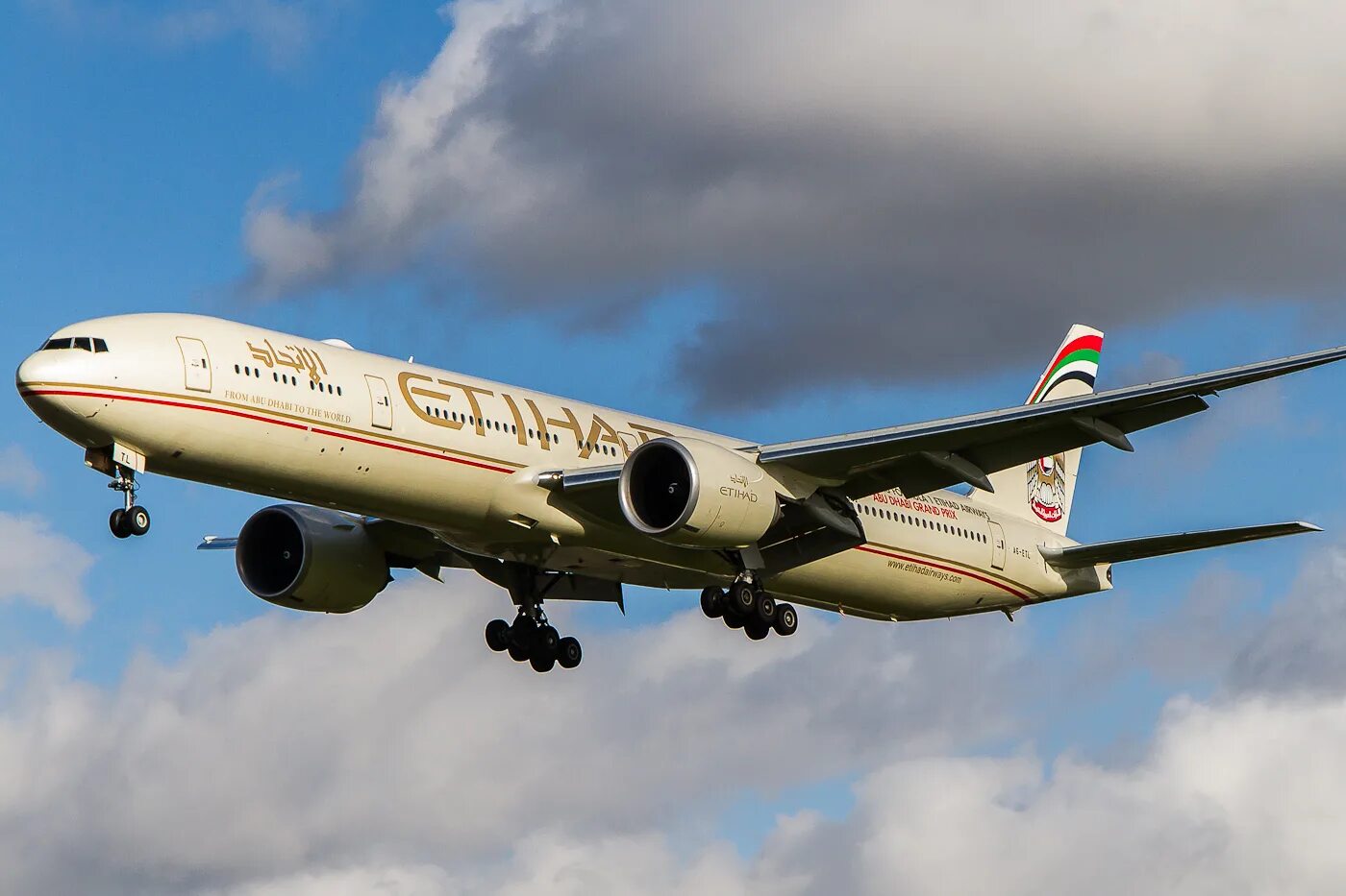 Etihad airways самолеты. Etihad airways самолеты. Etihad airways самолеты. Этихад etihad самолет. Etihad airways самолеты.