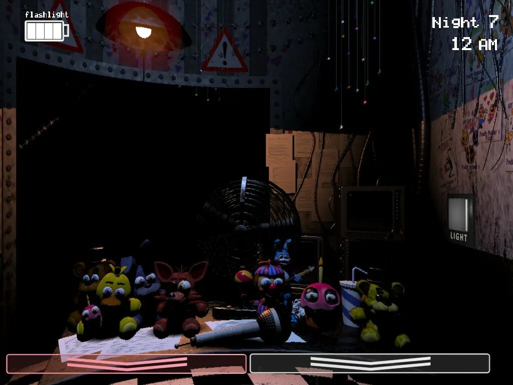 Freddy s прохождение. Фредди в офисе ФНАФ 2. Five Nights at Freddy's 2 камеры. Фредди ФНАФ 2 ночь. ФНАФ 1 5 ночь.