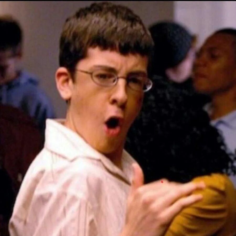 Superbad mclovin. Фогель мактрахер. Кристофер минц-плассе. Superперцы кадры кристофер минц-плассе. Superbad mclovin.