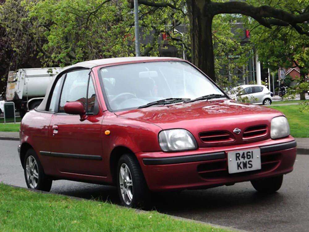 Ниссан английской сборки. Nissan Micra k11 Cabrio. Nissan March кабриолет. Nissan March Cabrio k11. Nissan Micra 2001.