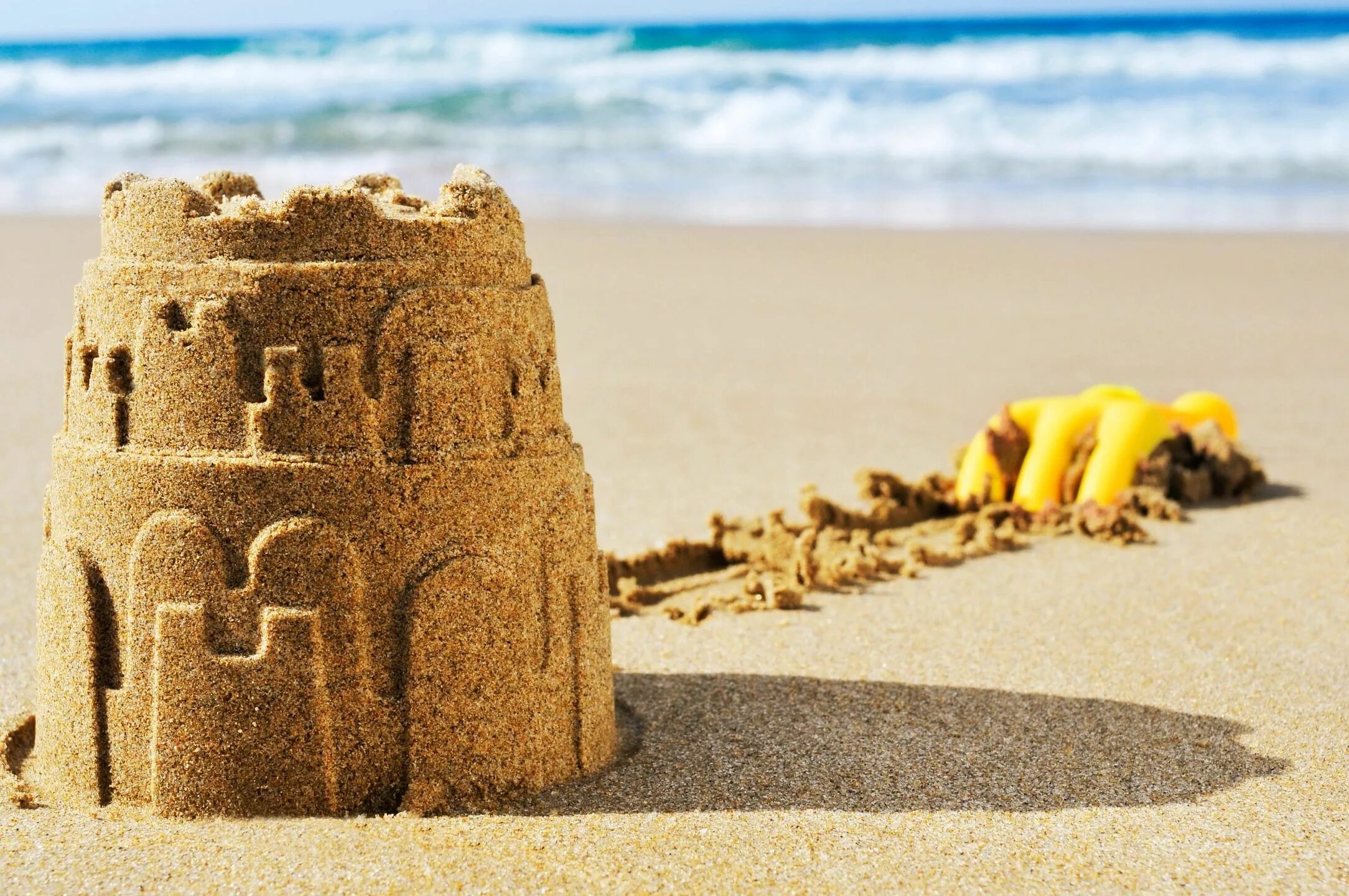 I making sandcastle