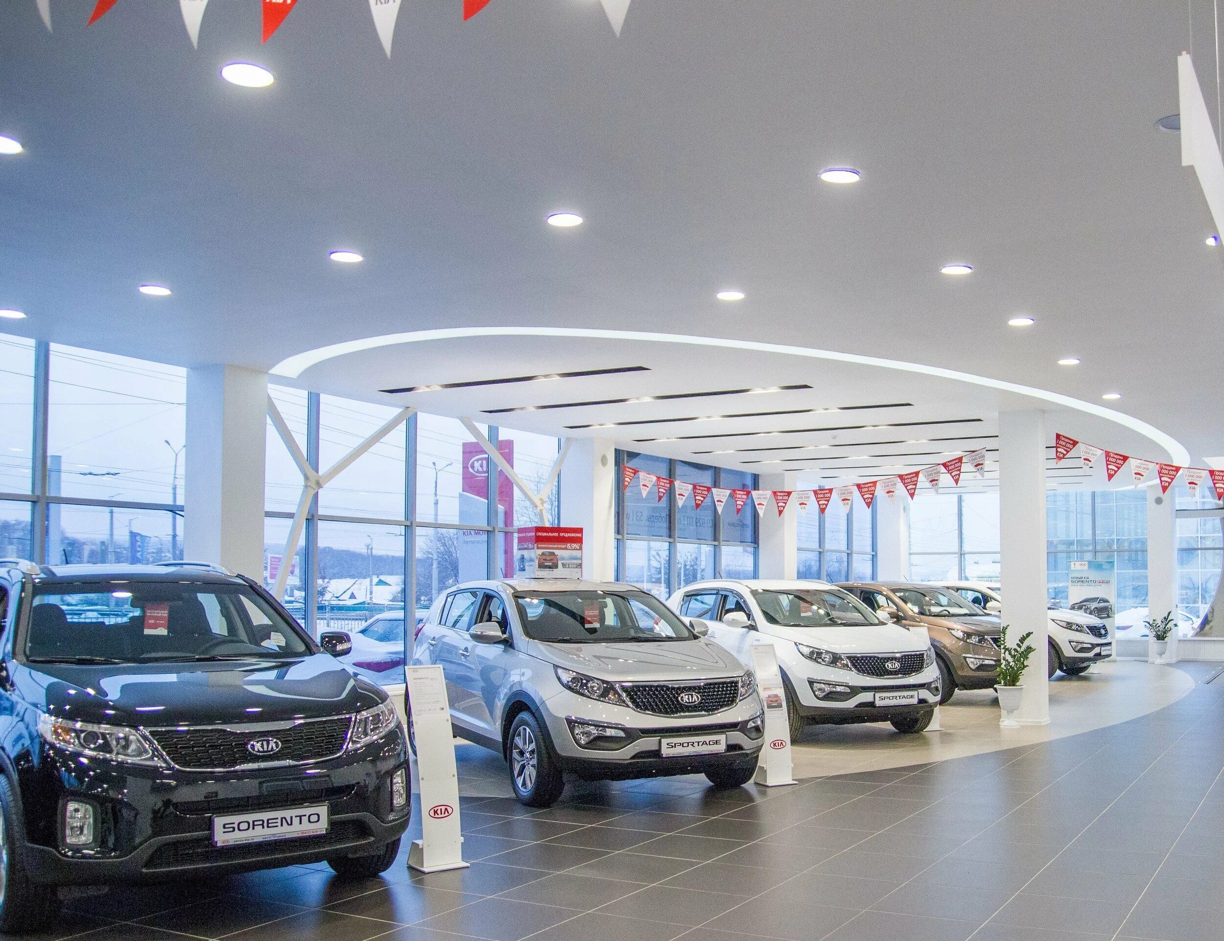 Kia Motors. Kia Motors машина. Новая Киа Моторс. Kia автосалон. Куплю кия у дилера новый