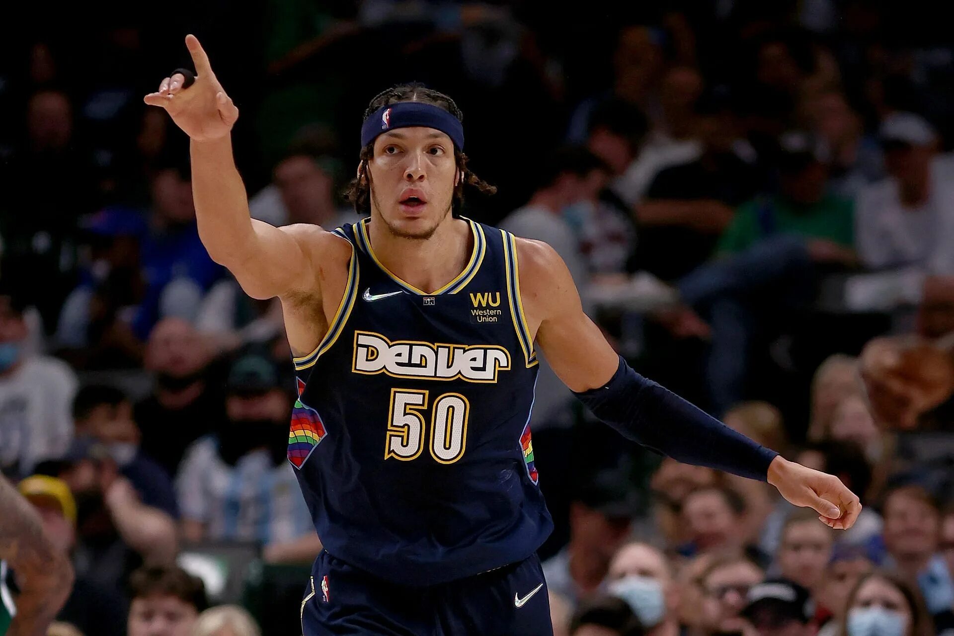 Aaron gordon. Aaron gordon