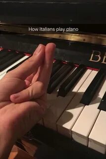 Piano meme