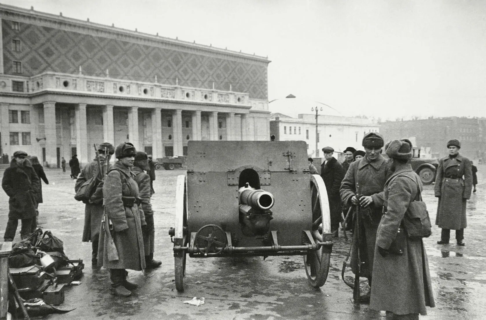 Москва в военные годы