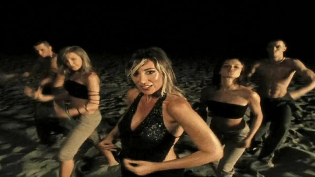 In grid. Mama mia ингрид альберини. песня ingrid mama mia. Mama grids. Mama grids.