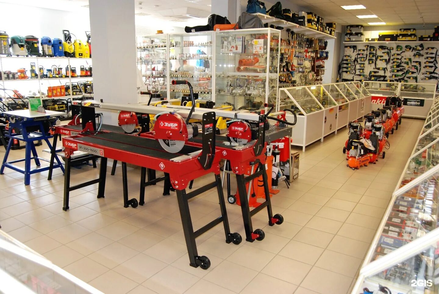 папа карло магазин инструментов. магазин папа карло адлер. игрушки во владимире. магазин папа карло адлер. папа карло москва улица хачатуряна.