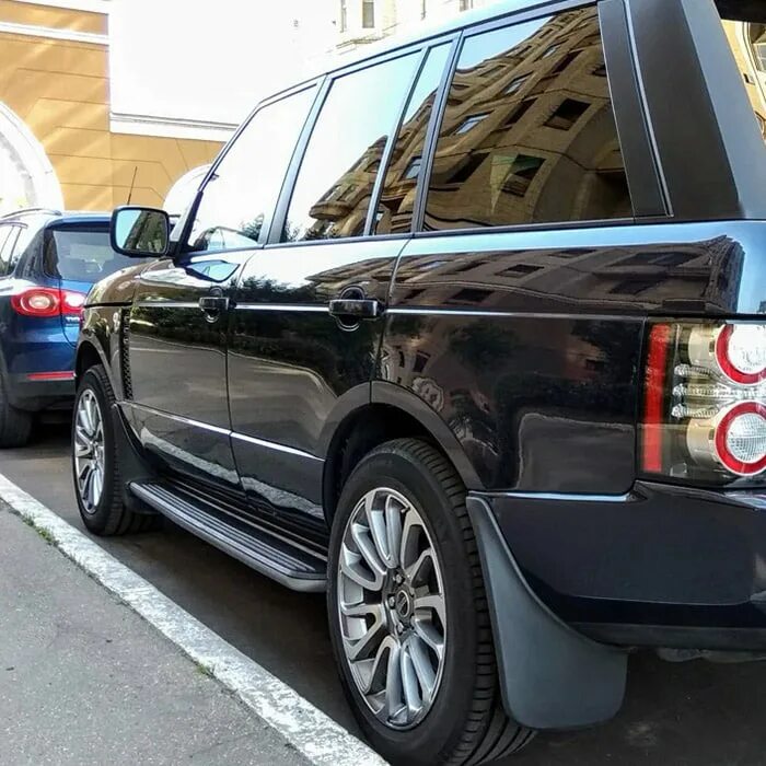 Порог на ленд ровер эвок 2012. Пороги рендж ровер вог 3. Range rover sport 2013 пороги. Подножка рендж ровер. Range rover порог.