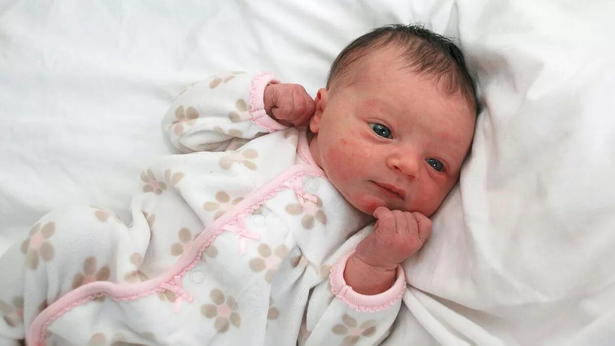 первых нескольких месяцев. новорожденный ребенок. первых нескольких месяцев. этапы развития ребенка по месяцам. фотографии 2 месяца ребенку.