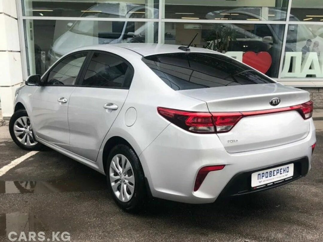 Рио 3 форум. Кия Рио седан 2018. Kia Rio 3 поколение. Kia Rio 3 поколение Рестайлинг. Кия Рио Рестайлинг 2018.