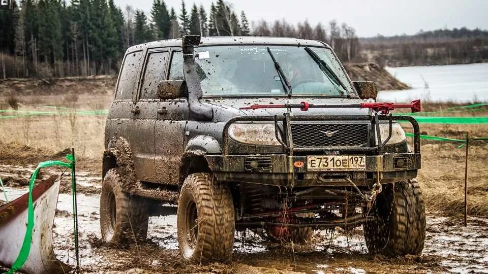 Какой уазик лучше. УАЗ Патриот 4х4. УАЗ Патриот внедорожный. УАЗ Патриот 4х4 off Road. Офф роуд УАЗ Патриот.