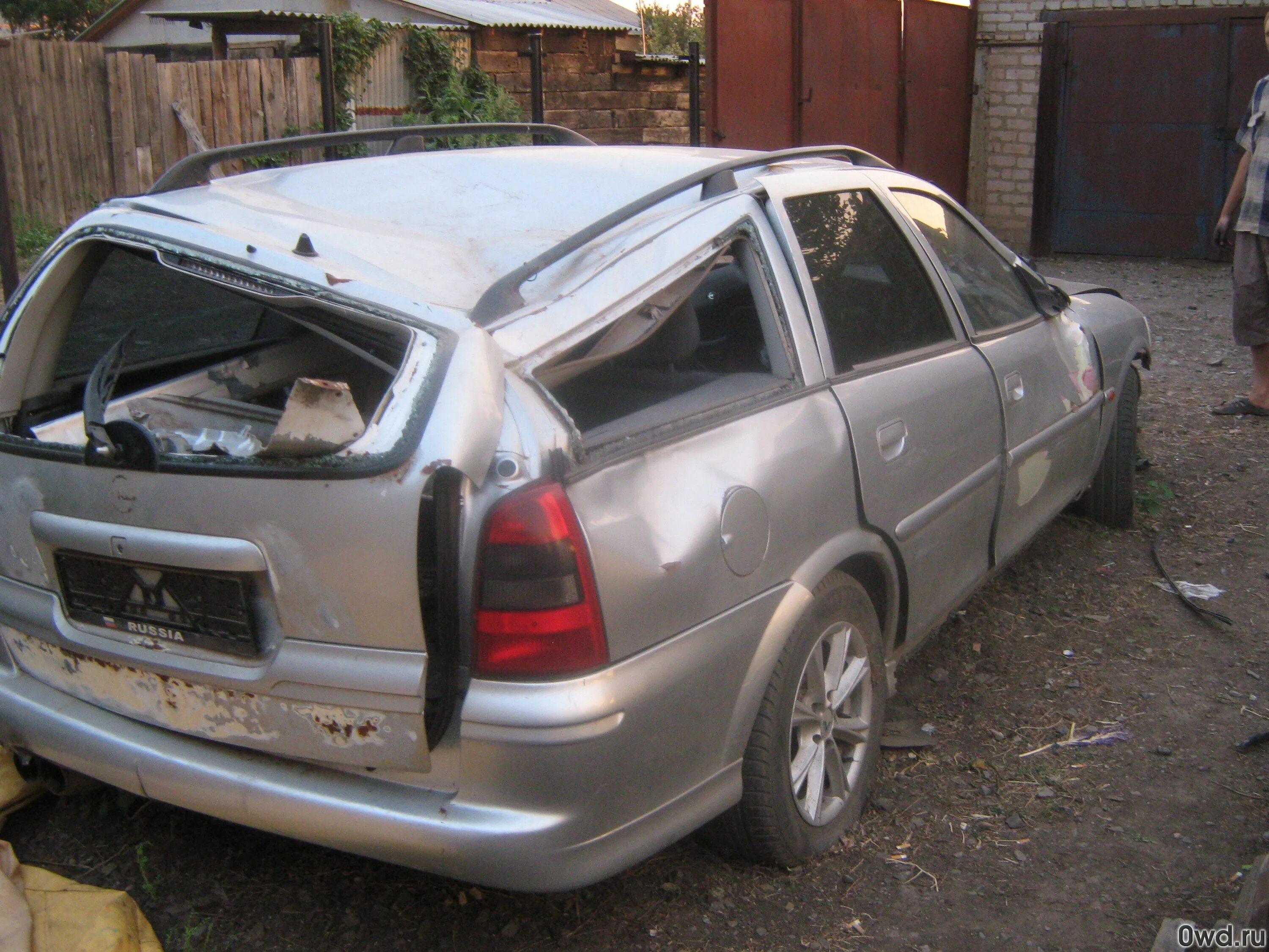 Кузов Опель Вектра в 1998. Опель Вектра 1997 универсал зад. Серебристый Opel Vectra универсал. Опель Вектра 1998 битая. Купить кузов опель