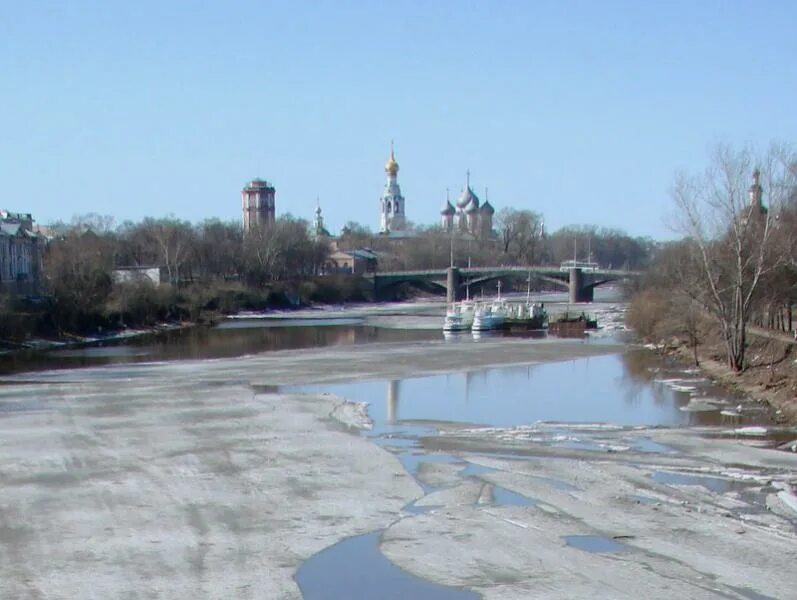 Вологда половодье на реке. Река Вологда весной. Река Вологда зимой. Уровень воды в реке смоленск