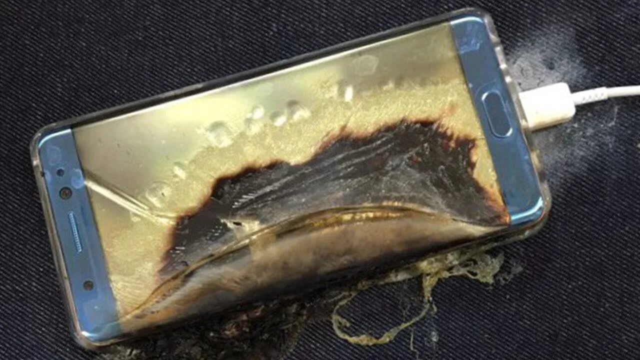 Samsung Galaxy Note 7. Samsung Note 7 взрывается. Samsung Galaxy Note 7 аккумулятор. Samsung Galaxy Note 7 горит. Samsung сгорел