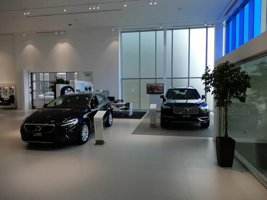 автоцентр сити каширка. крупнейший автосалон в москве. Avilon volvo. дилерский центр ниссан на ярославке. автогермес сормовская 21.